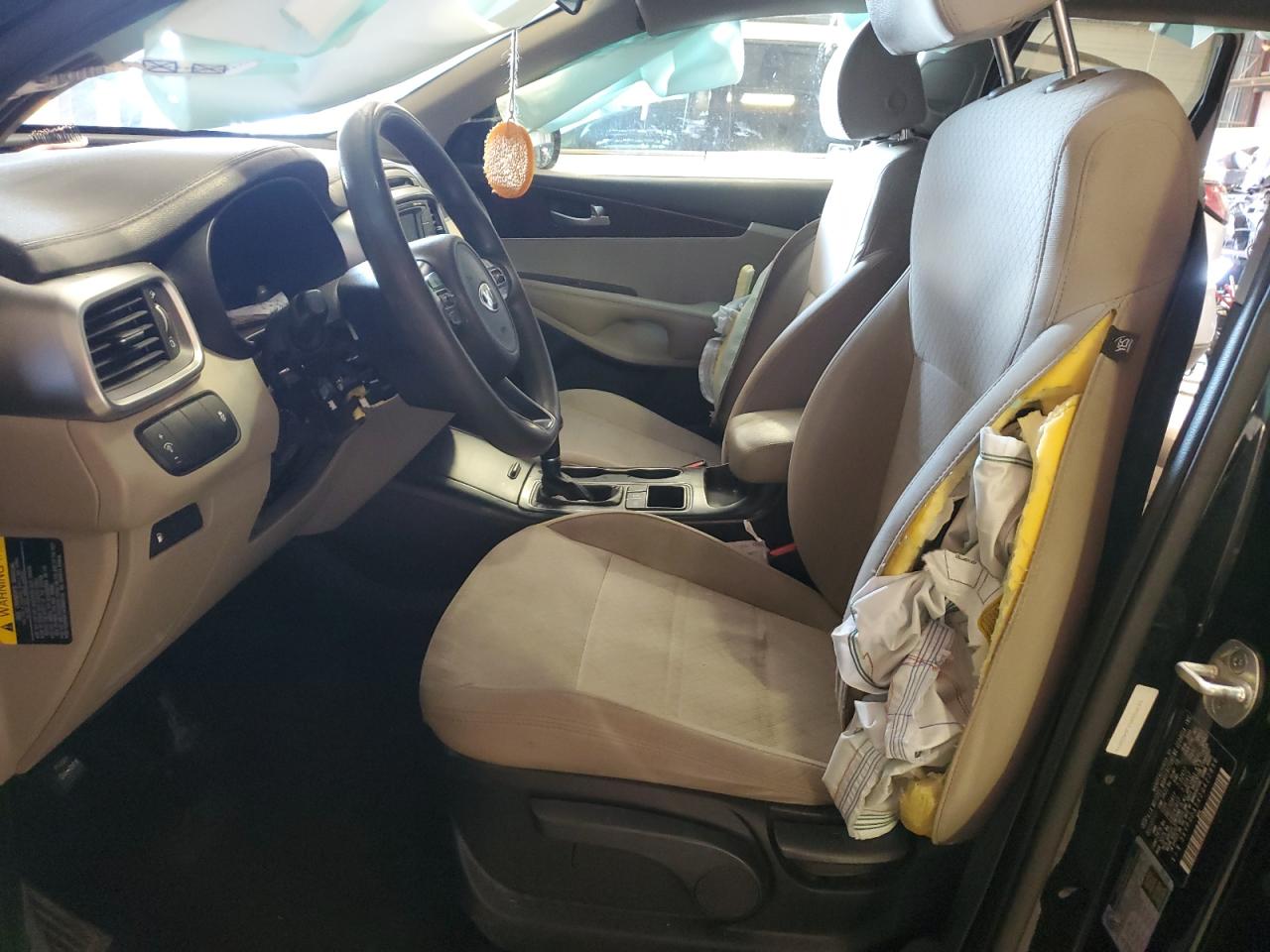 2018 Kia Sorento - Image 7