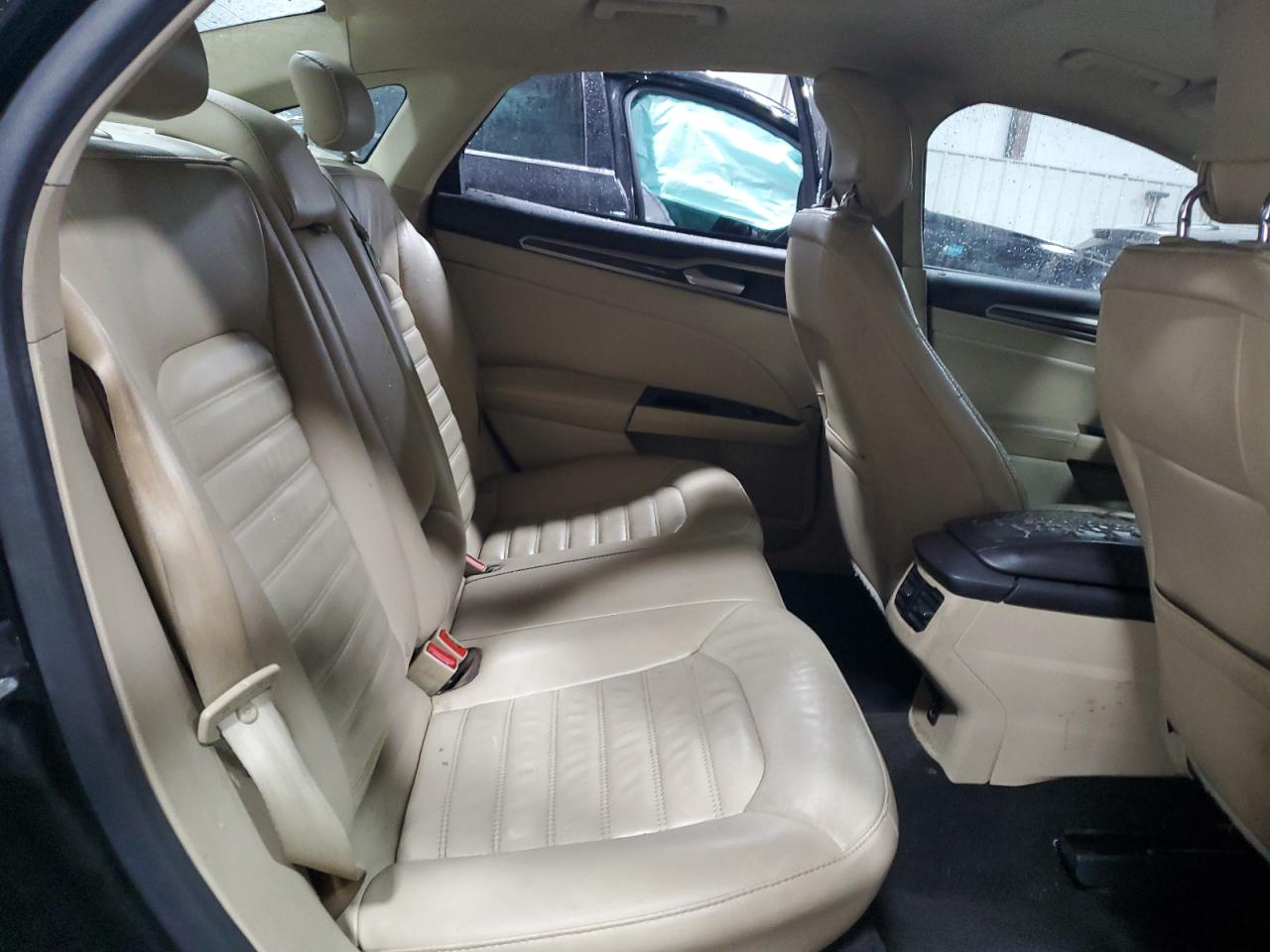 2015 Ford Fusion - Image 10