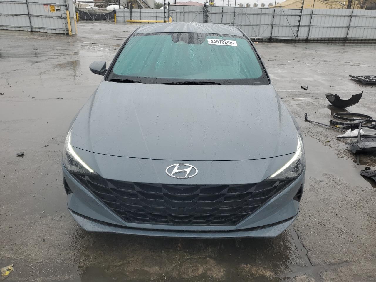 2023 Hyundai Elantra - Image 5