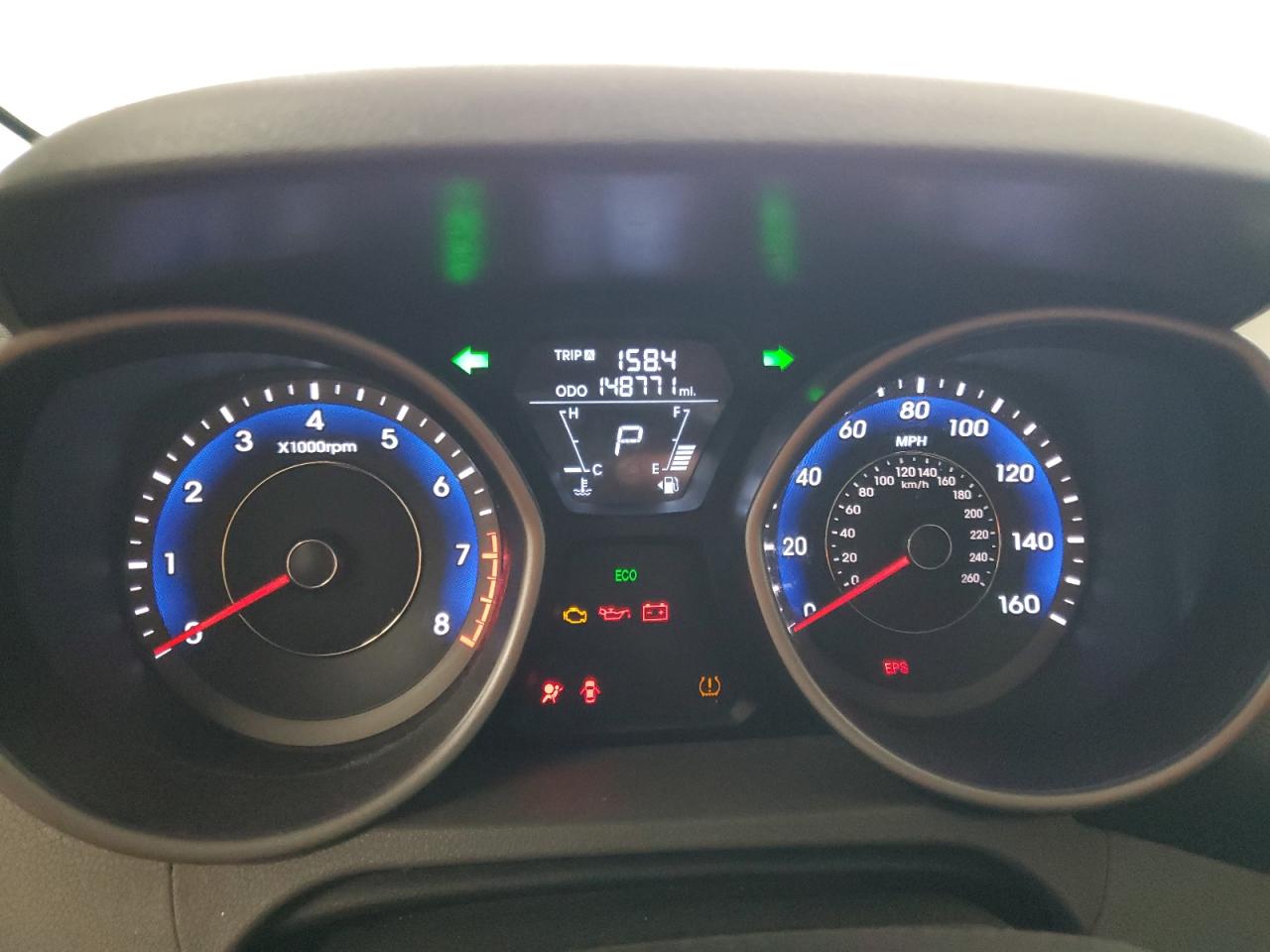 2012 Hyundai Elantra - Image 9