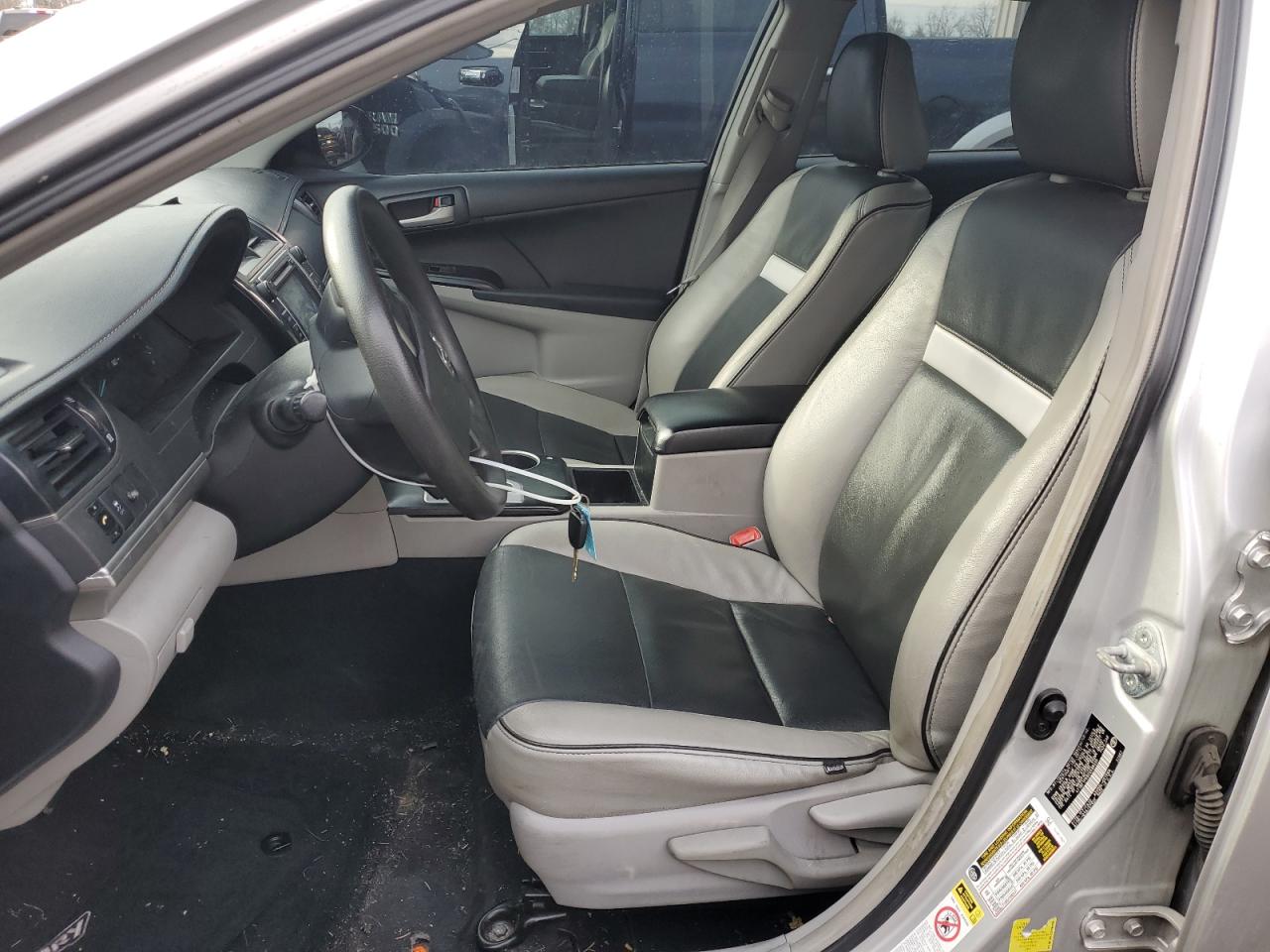 2012 Toyota Camry - Image 7