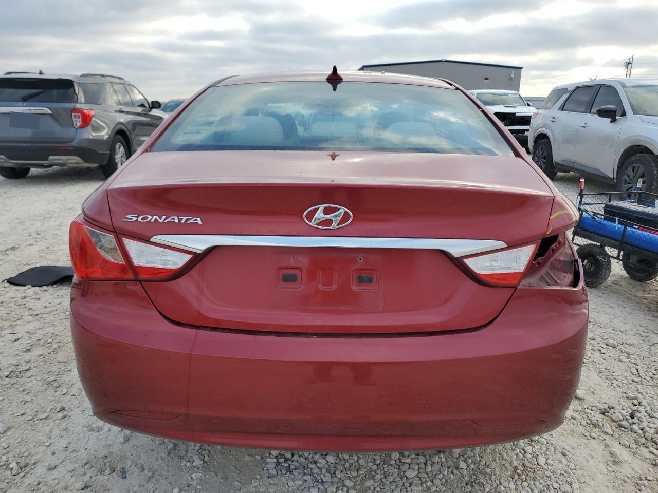 2013 Hyundai Sonata - Image 6