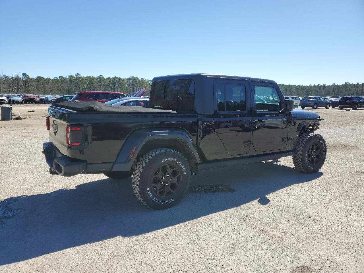 2021 Jeep Gladiator - Image 3