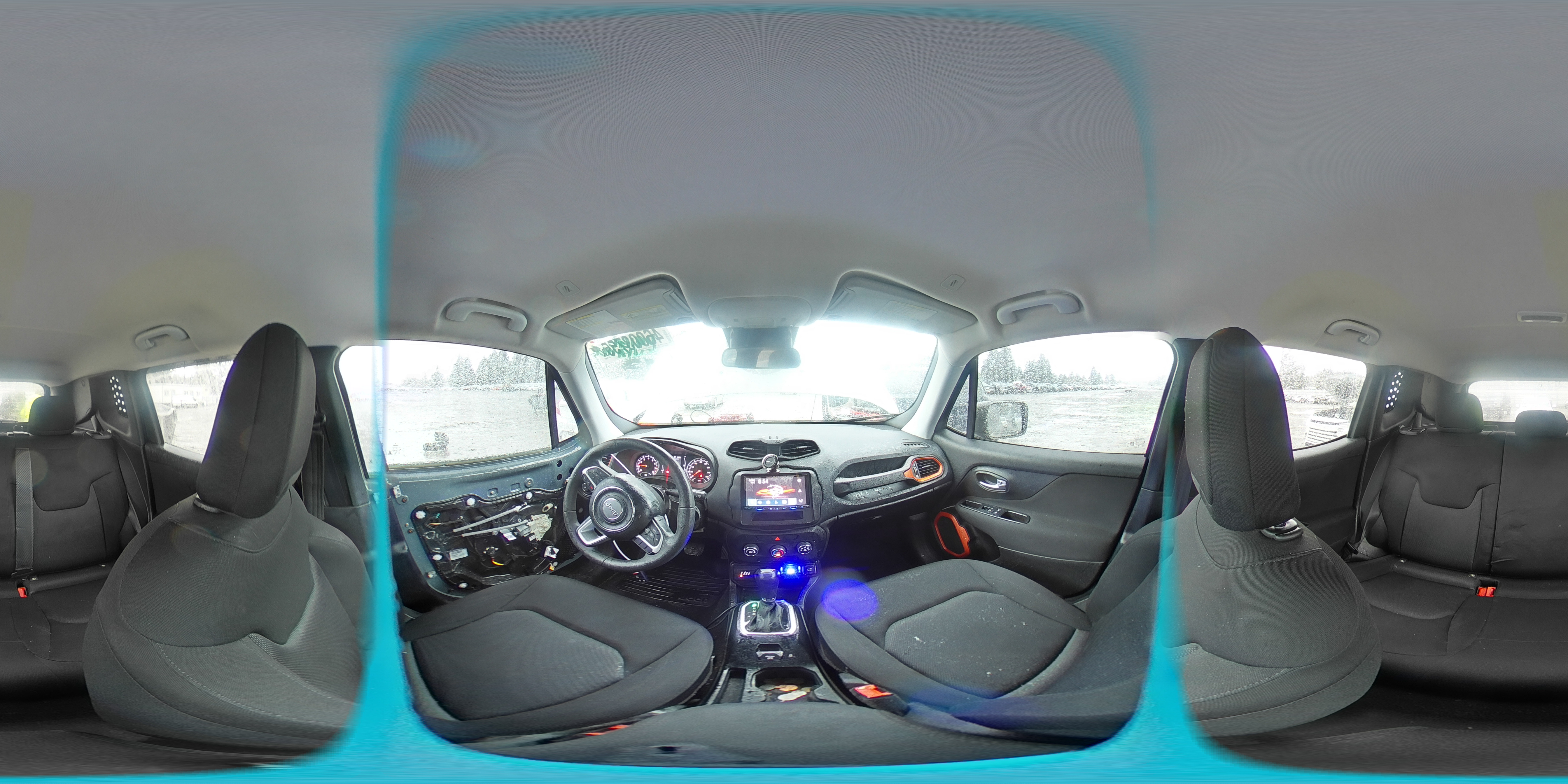 2018 Jeep Renegade - Image 14
