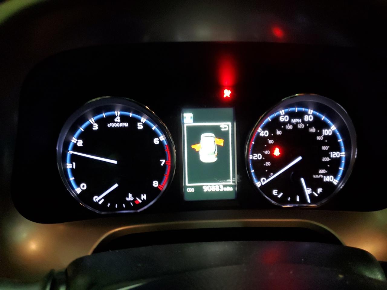 2018 Toyota RAV 4 - Image 9