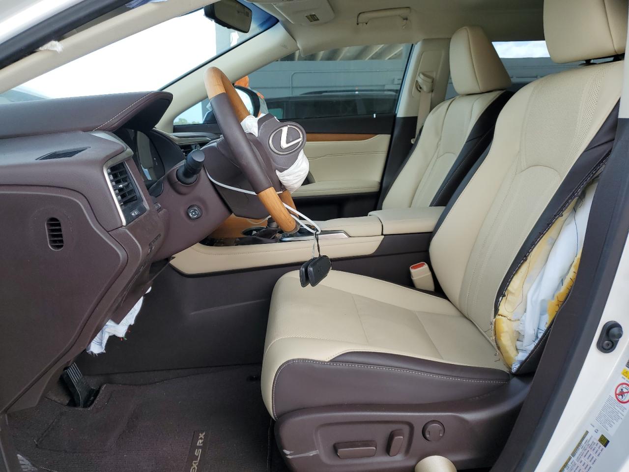2017 Lexus RX - Image 7