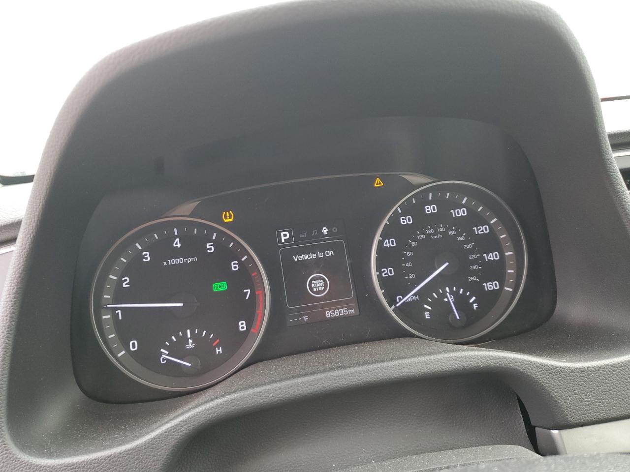 2018 Hyundai Elantra - Image 9