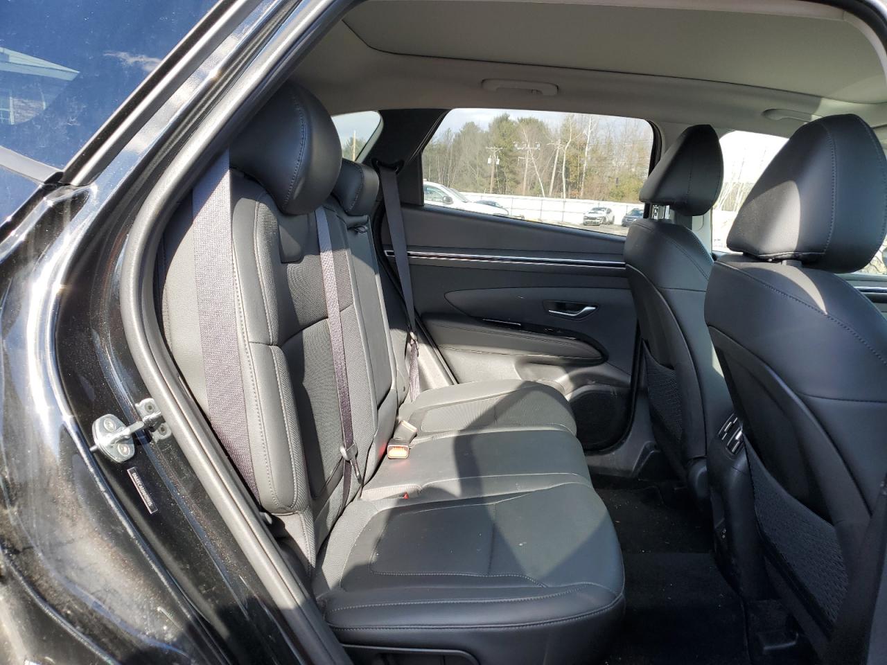 2022 Hyundai Tucson - Image 11