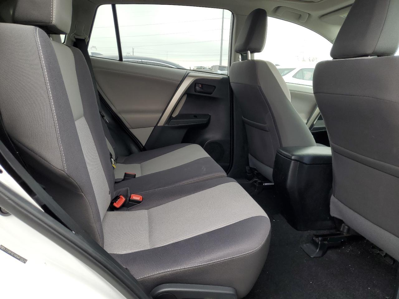 2013 Toyota RAV 4 - Image 11