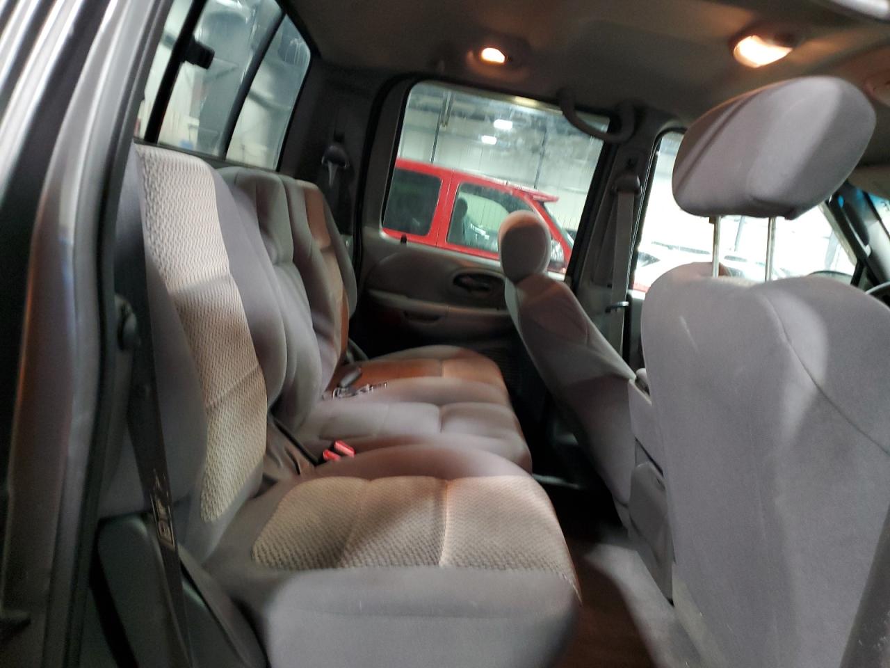 2003 Ford F-150 - Image 10