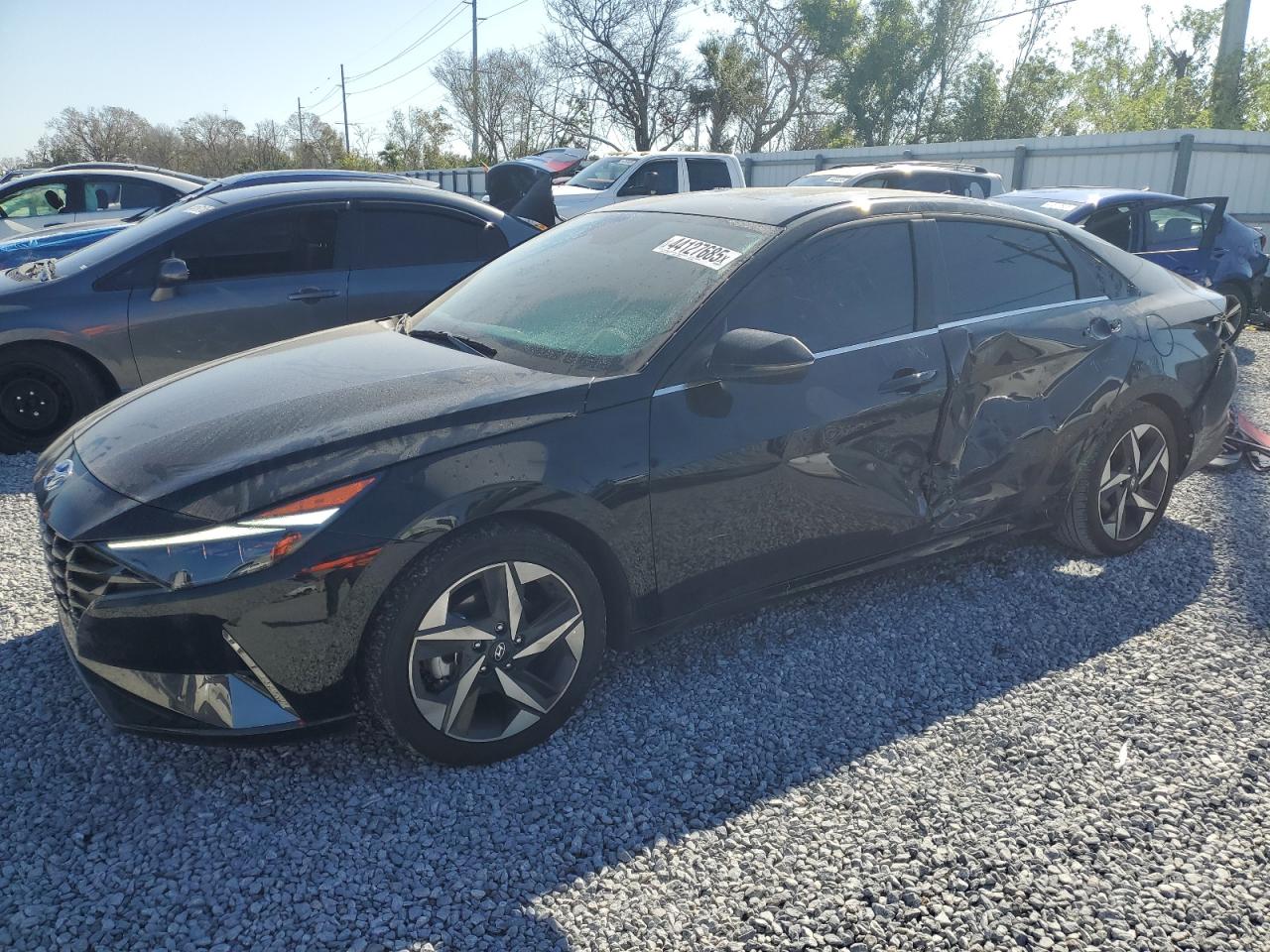 2023 Hyundai Elantra - Image 1
