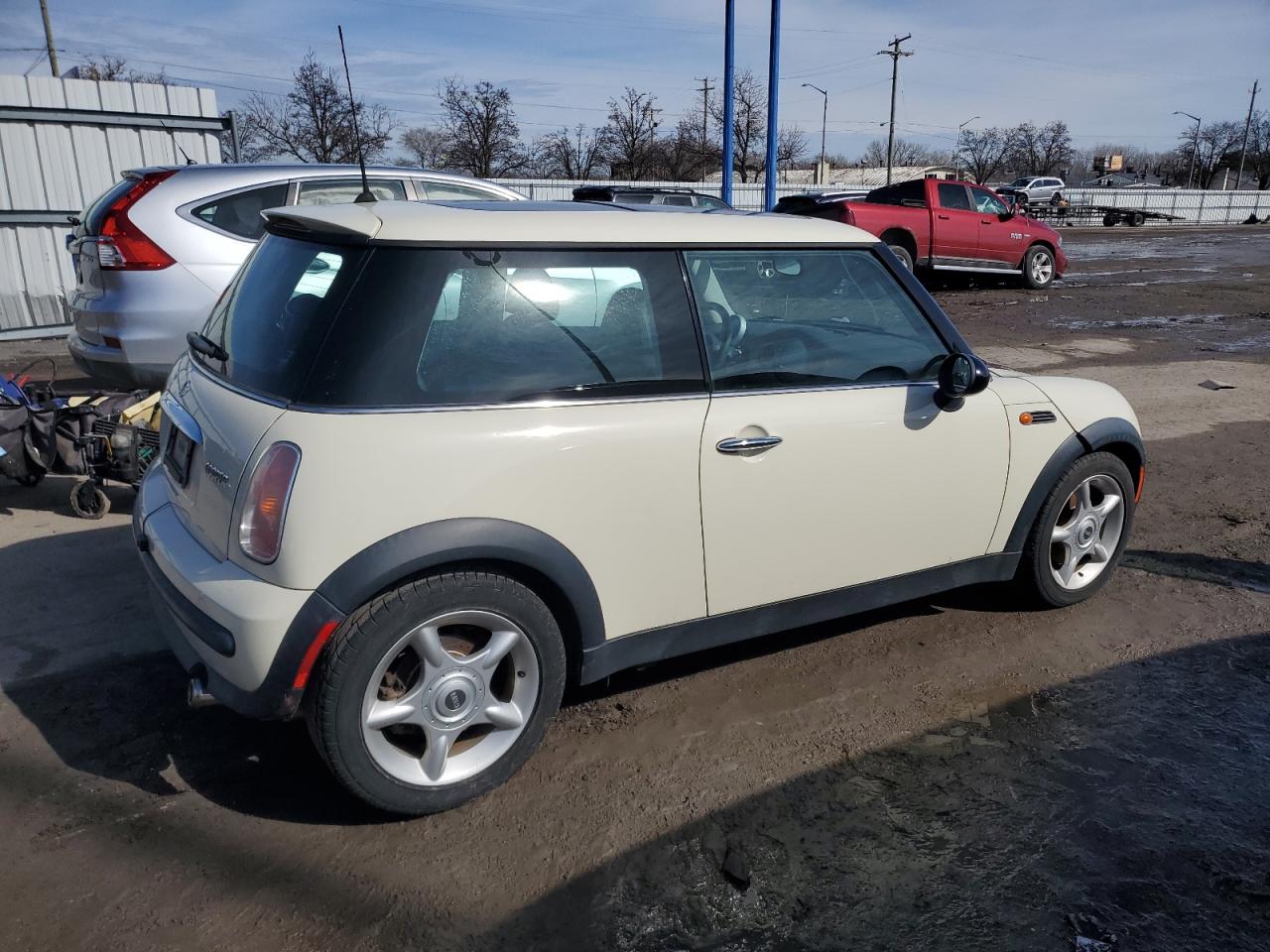 2004 MINI Cooper - Image 3