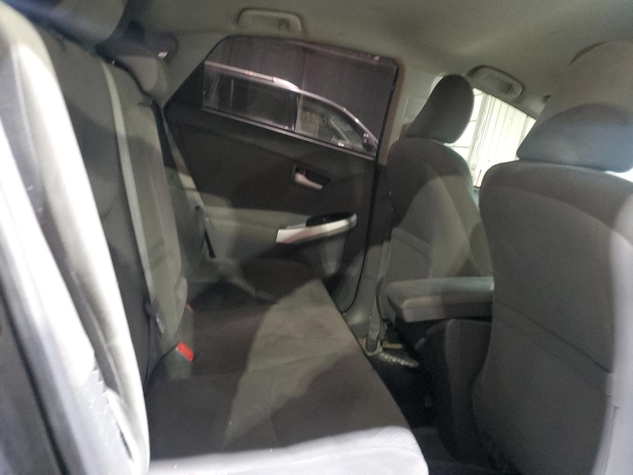 2011 Toyota Prius - Image 10