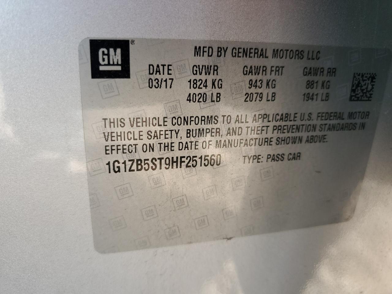 2017 Chevrolet Malibu - Image 12