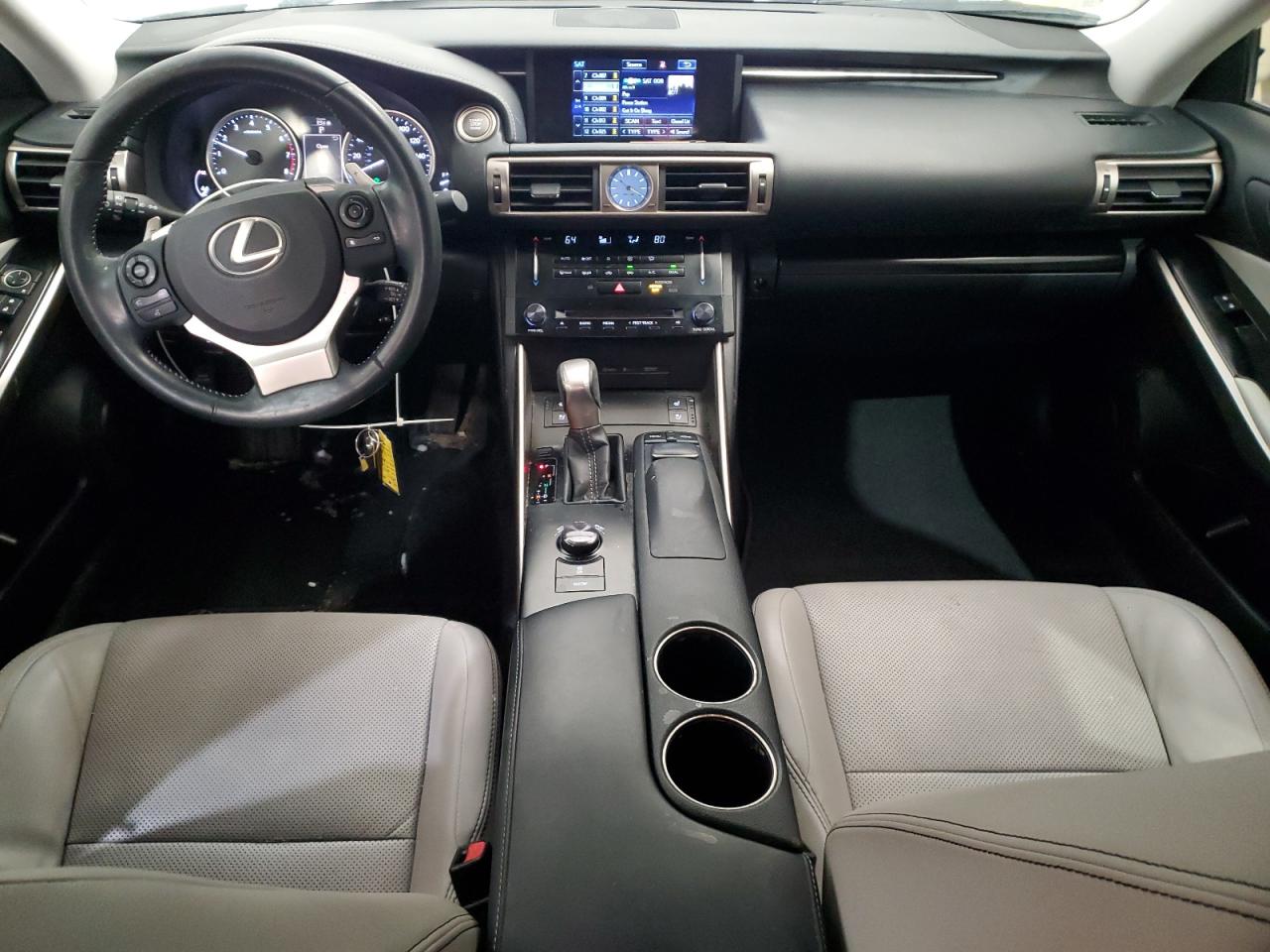 2014 Lexus IS - Image 8