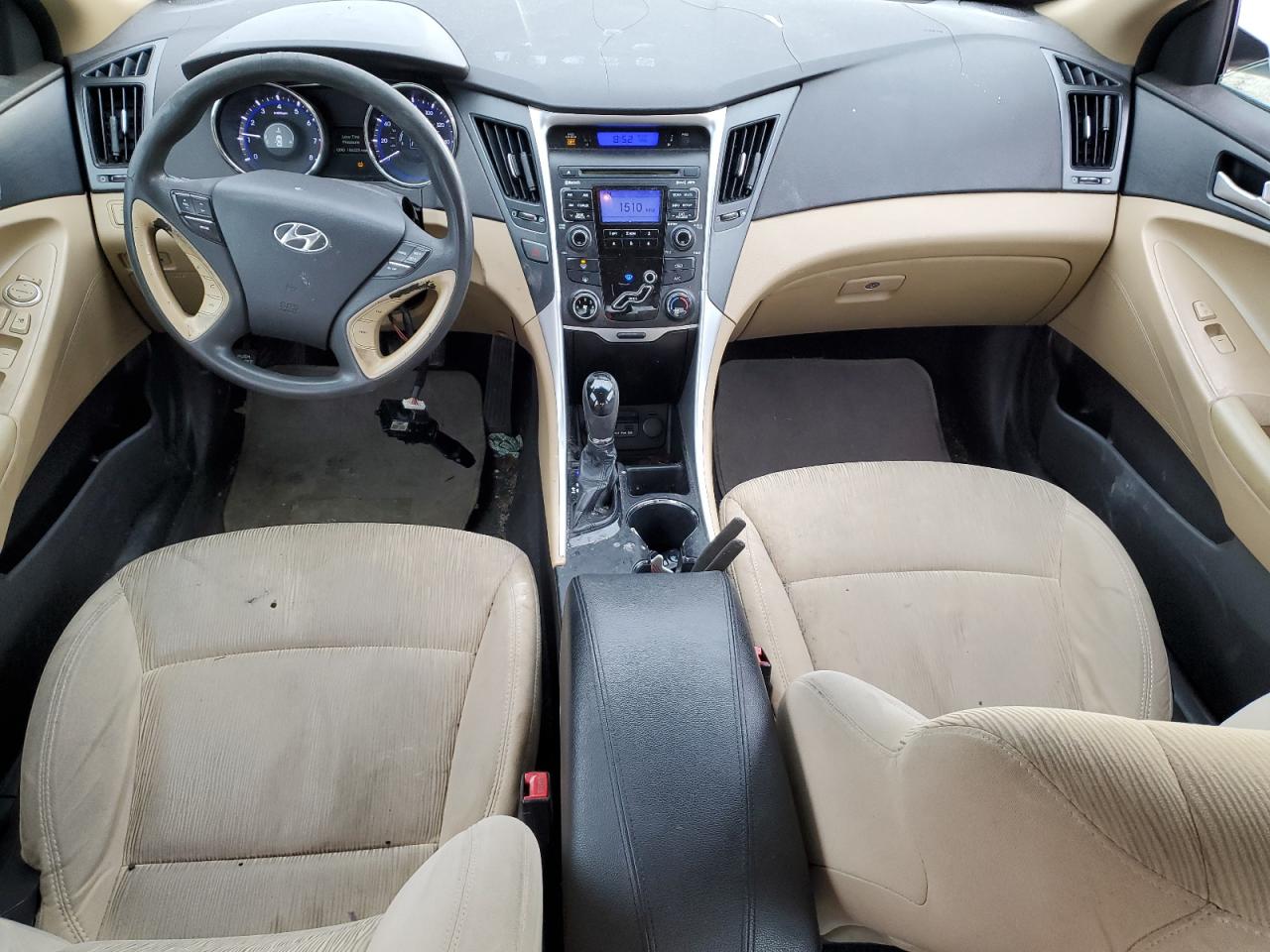 2011 Hyundai Sonata - Image 8