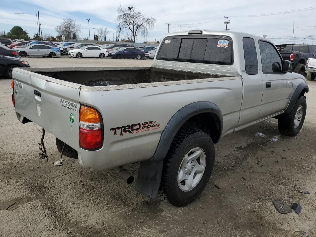 2004 Toyota Tacoma - Image 3