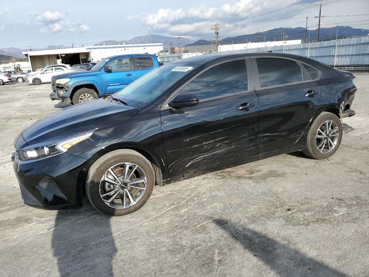 Sun Valley, CA에서 판매 중인 2023 Kia Forte Lx - Rear End