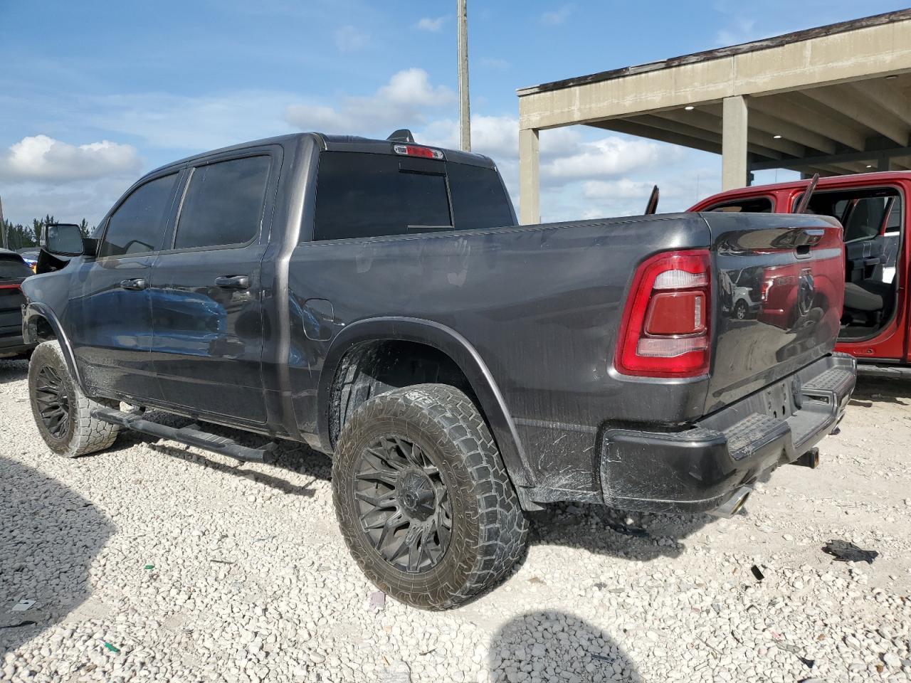 2021 RAM 1500 - Image 2