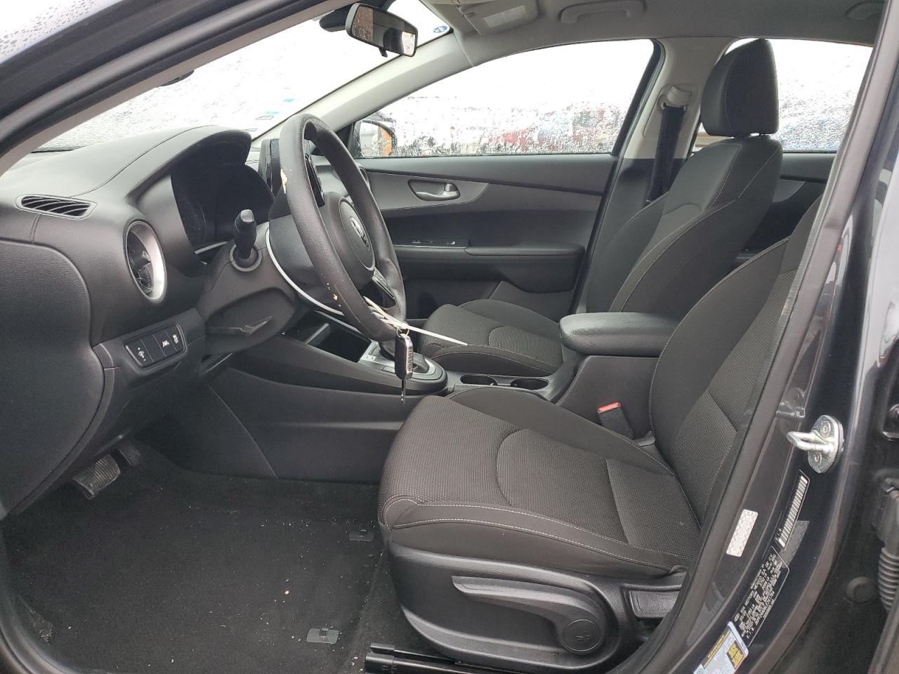 2020 Kia Forte - Image 7