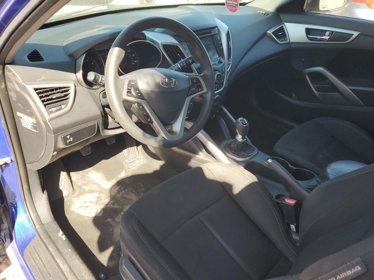 2013 Hyundai Veloster - Image 8