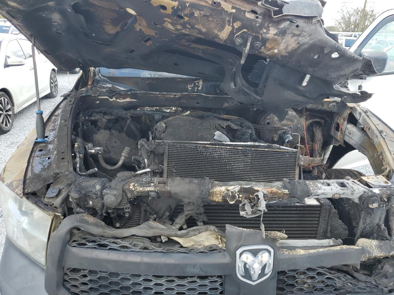 2016 RAM 1500 - Image 12
