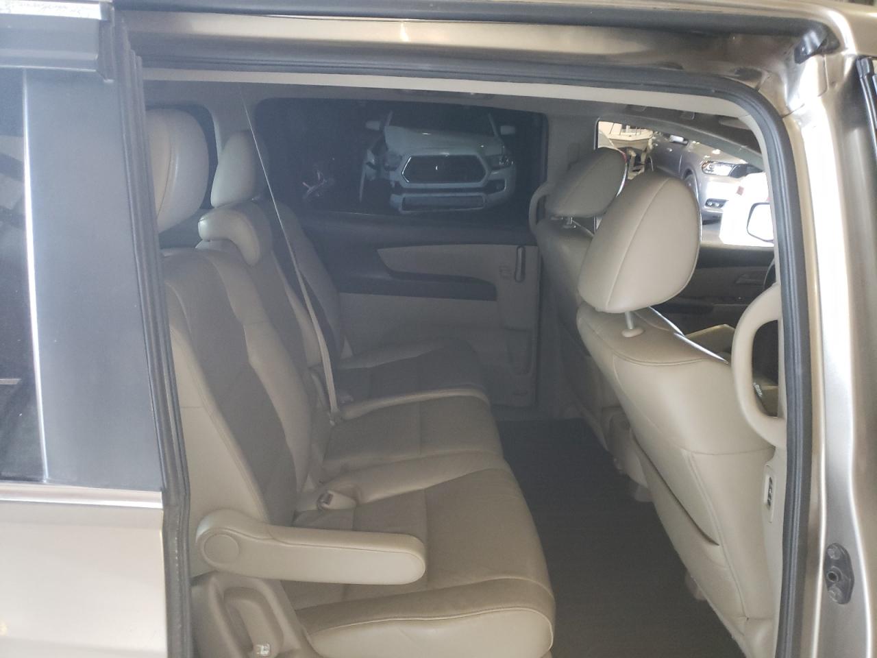 2013 Honda Odyssey - Image 11
