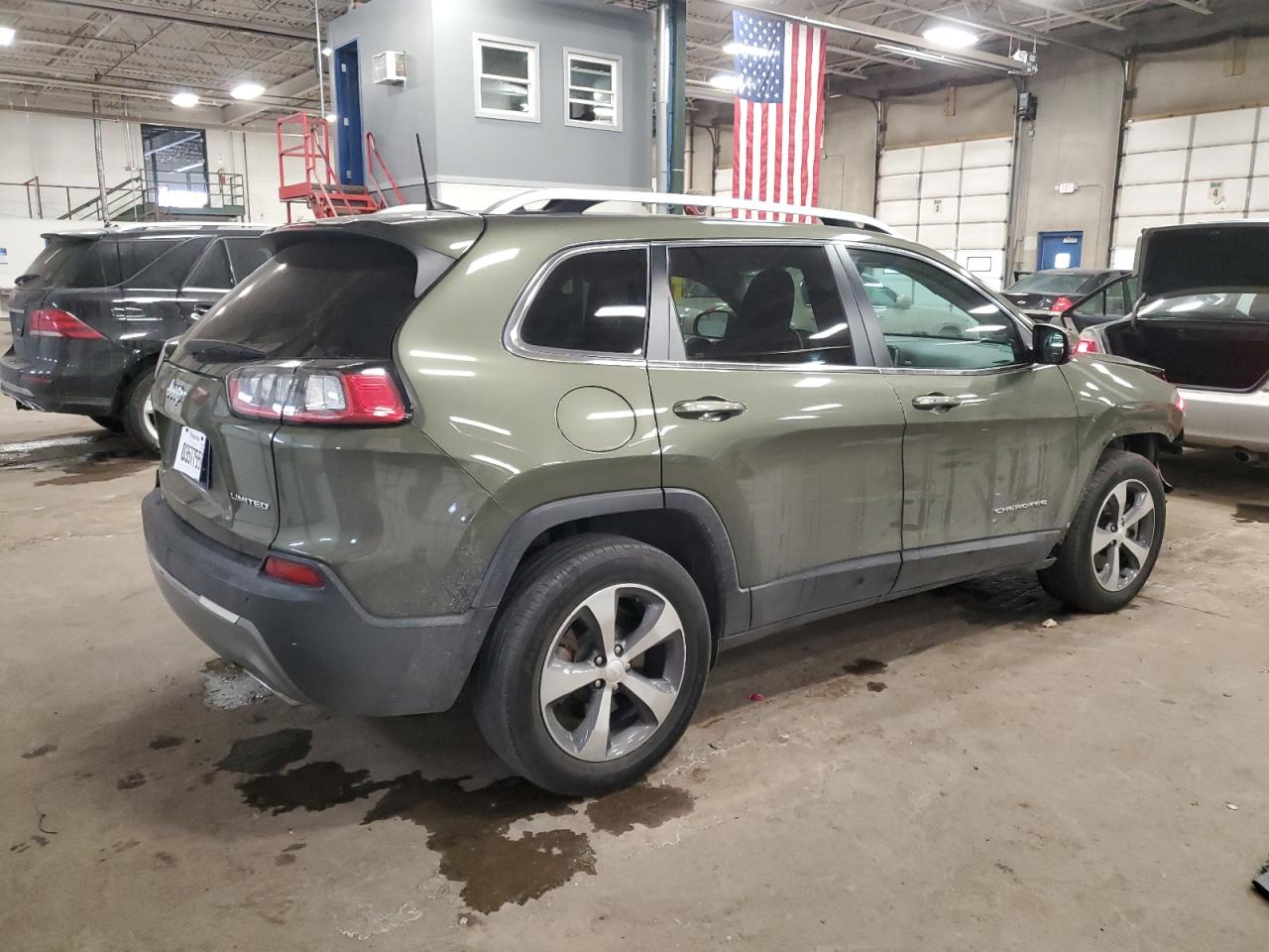 2019 Jeep Grand Cherokee - Image 3