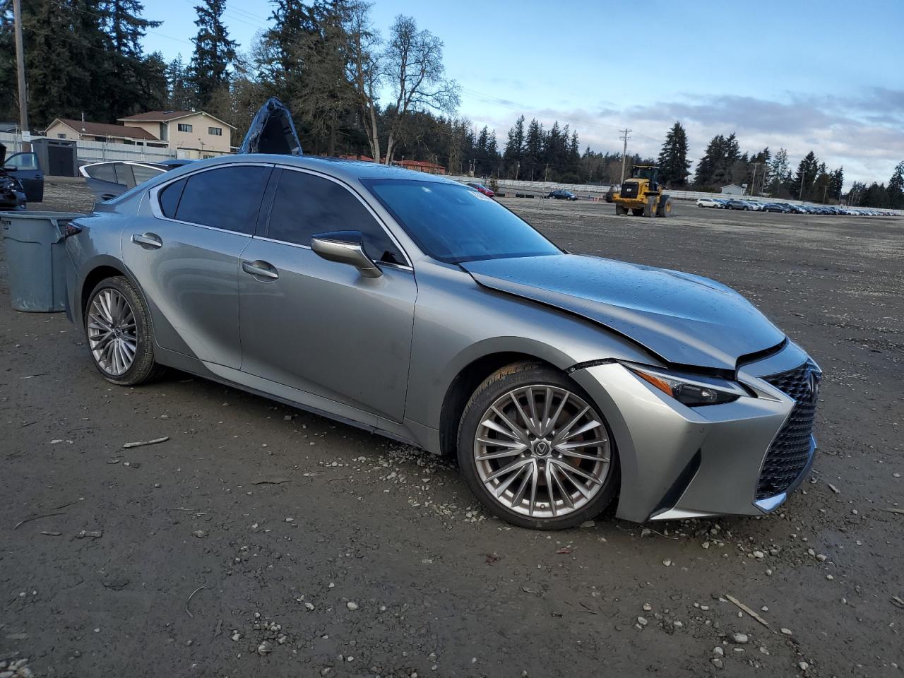 2022 Lexus IS - Image 4
