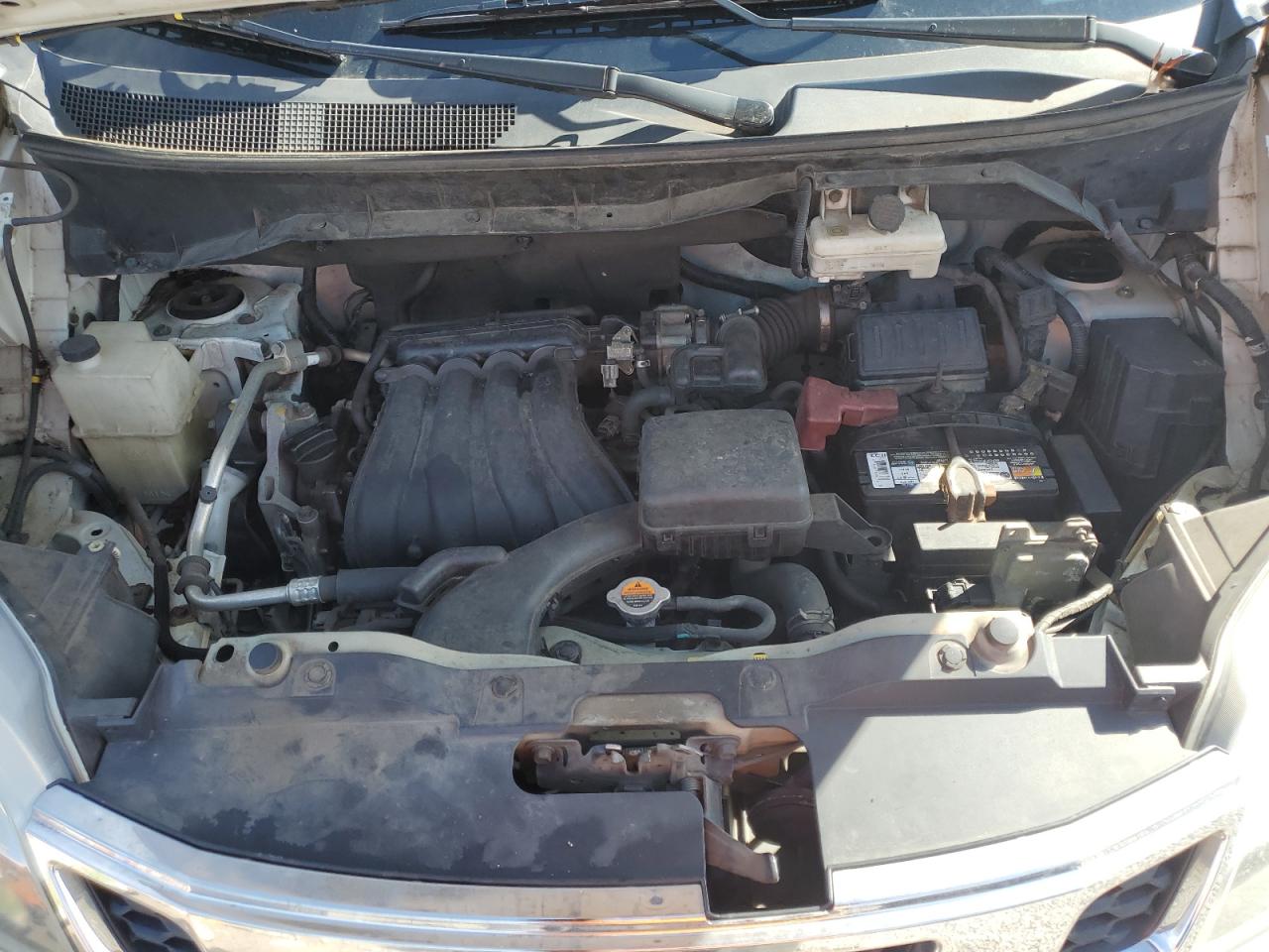2015 Nissan NV - Image 12