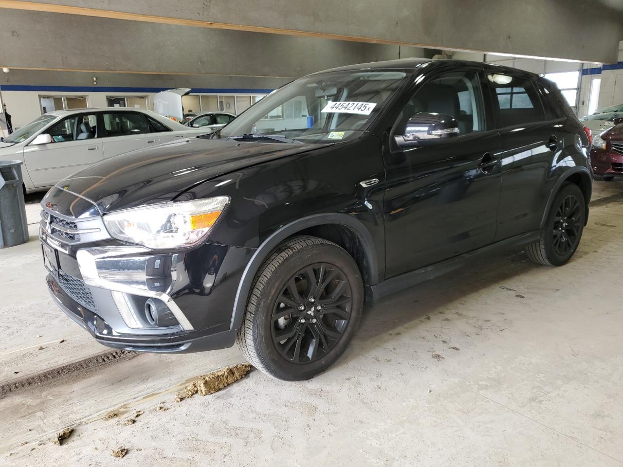 2018 Mitsubishi Outlander - Image 1