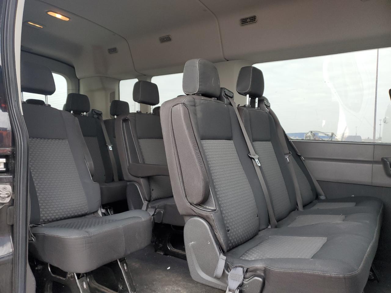 2020 Ford Transit - Image 11