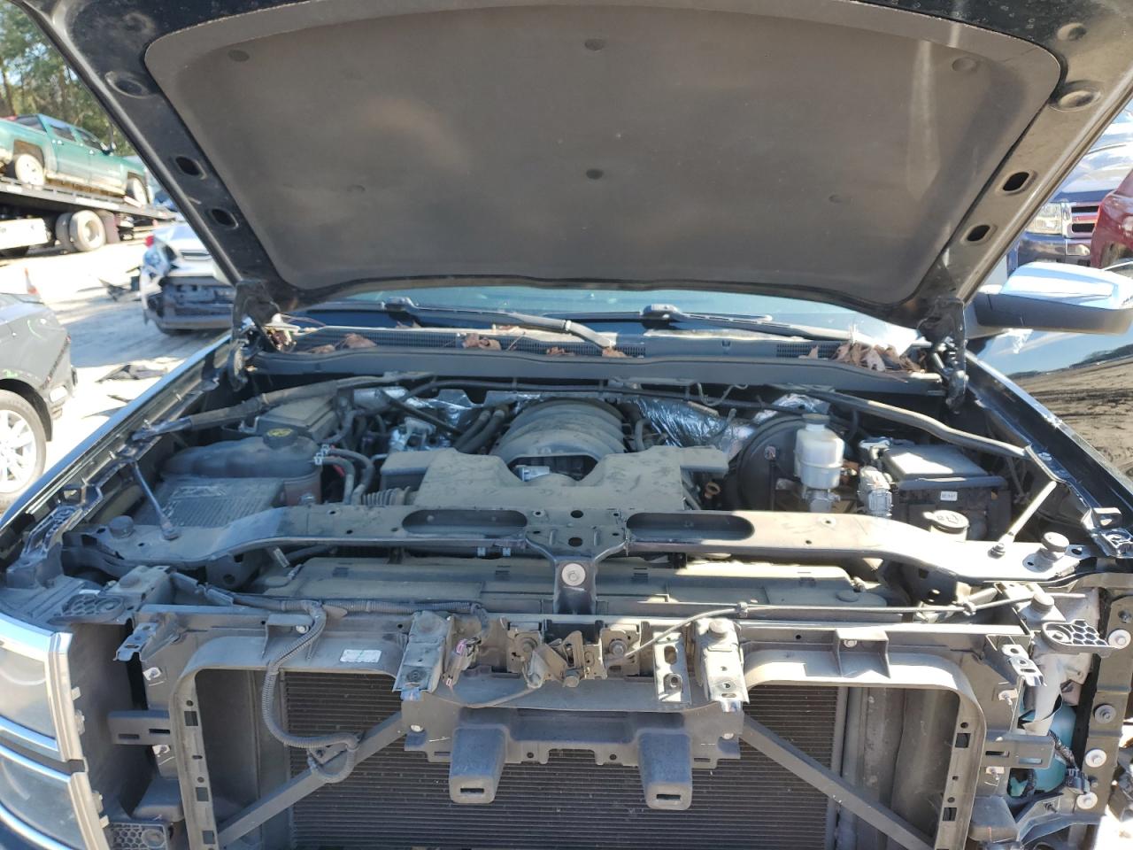 2015 Chevrolet Silverado - Image 11