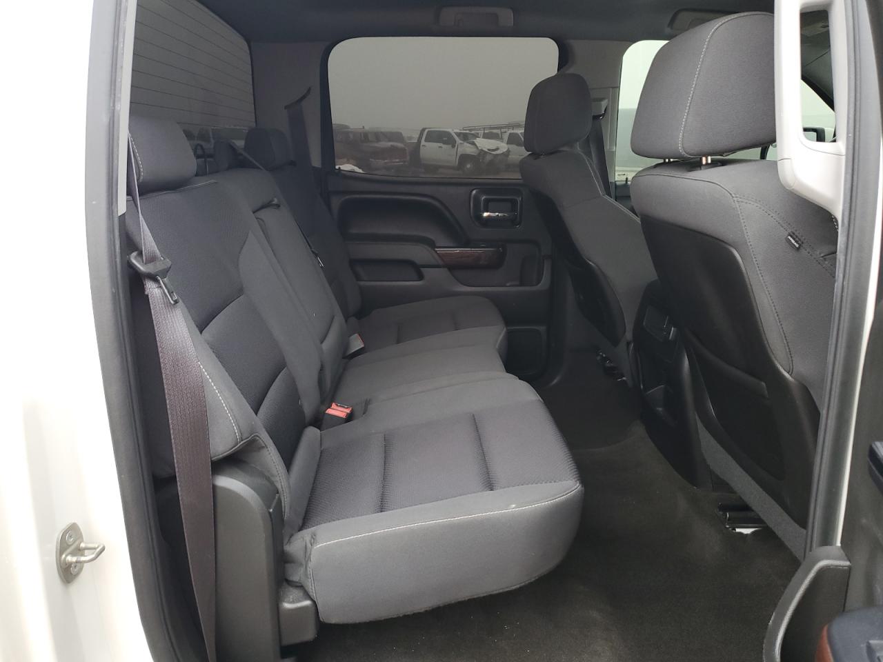 2015 GMC Sierra - Image 10