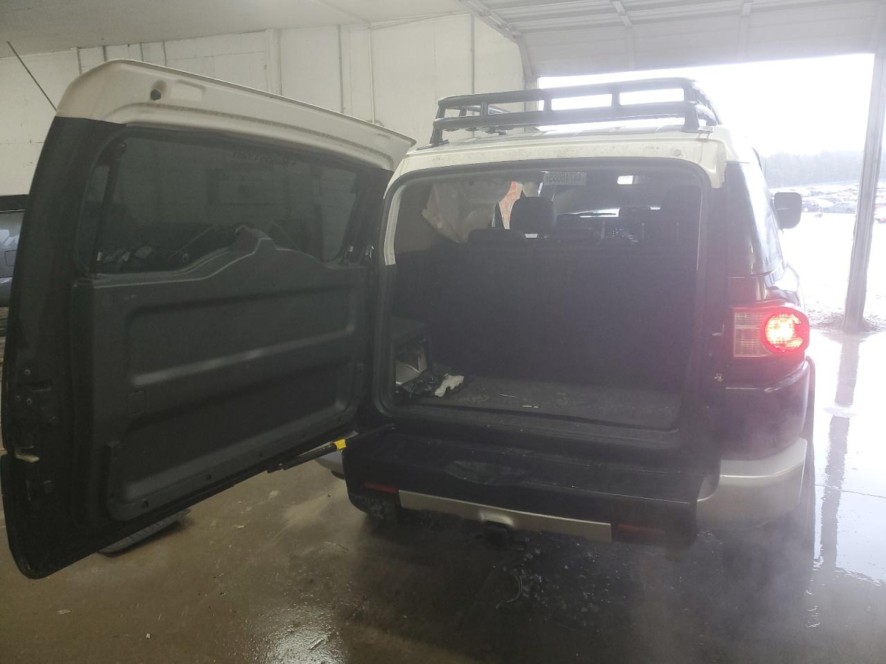 2007 Toyota FJ Cruiser - Image 6