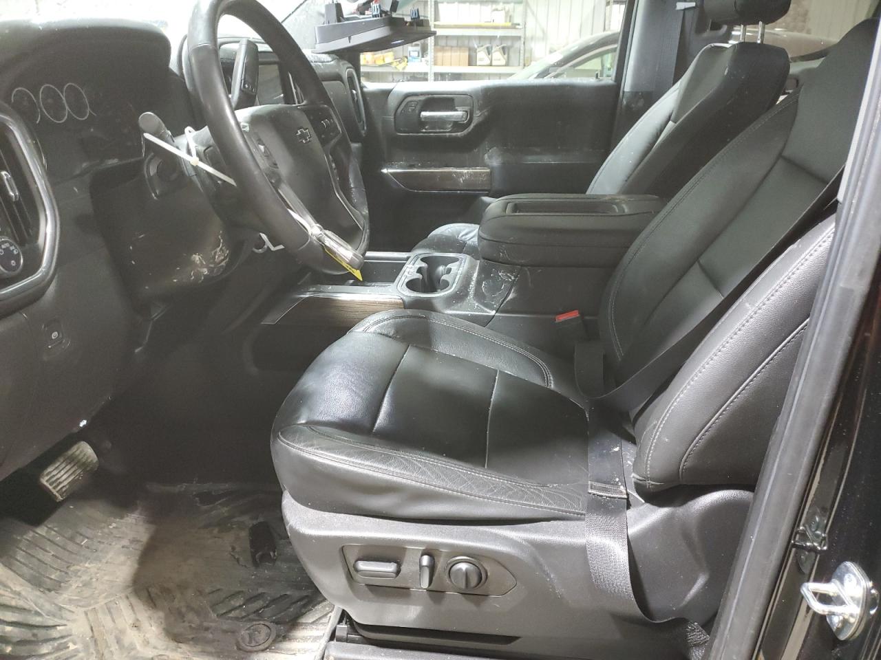 2020 Chevrolet Silverado - Image 7