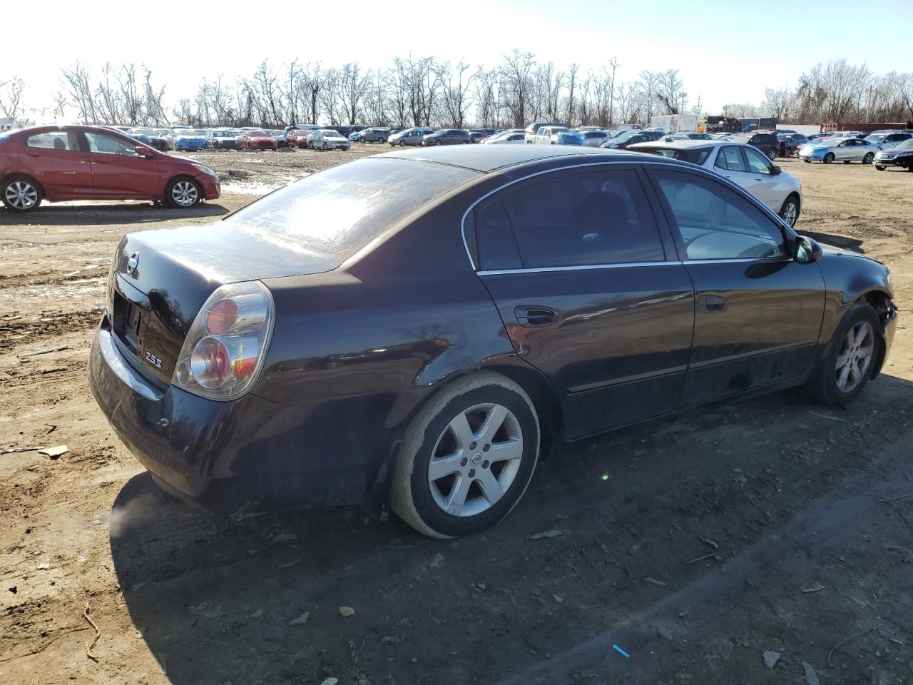 2004 Nissan Altima - Image 3