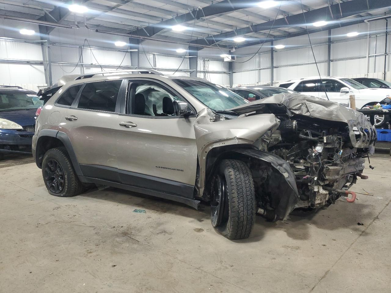 2021 Jeep Cherokee - Image 4