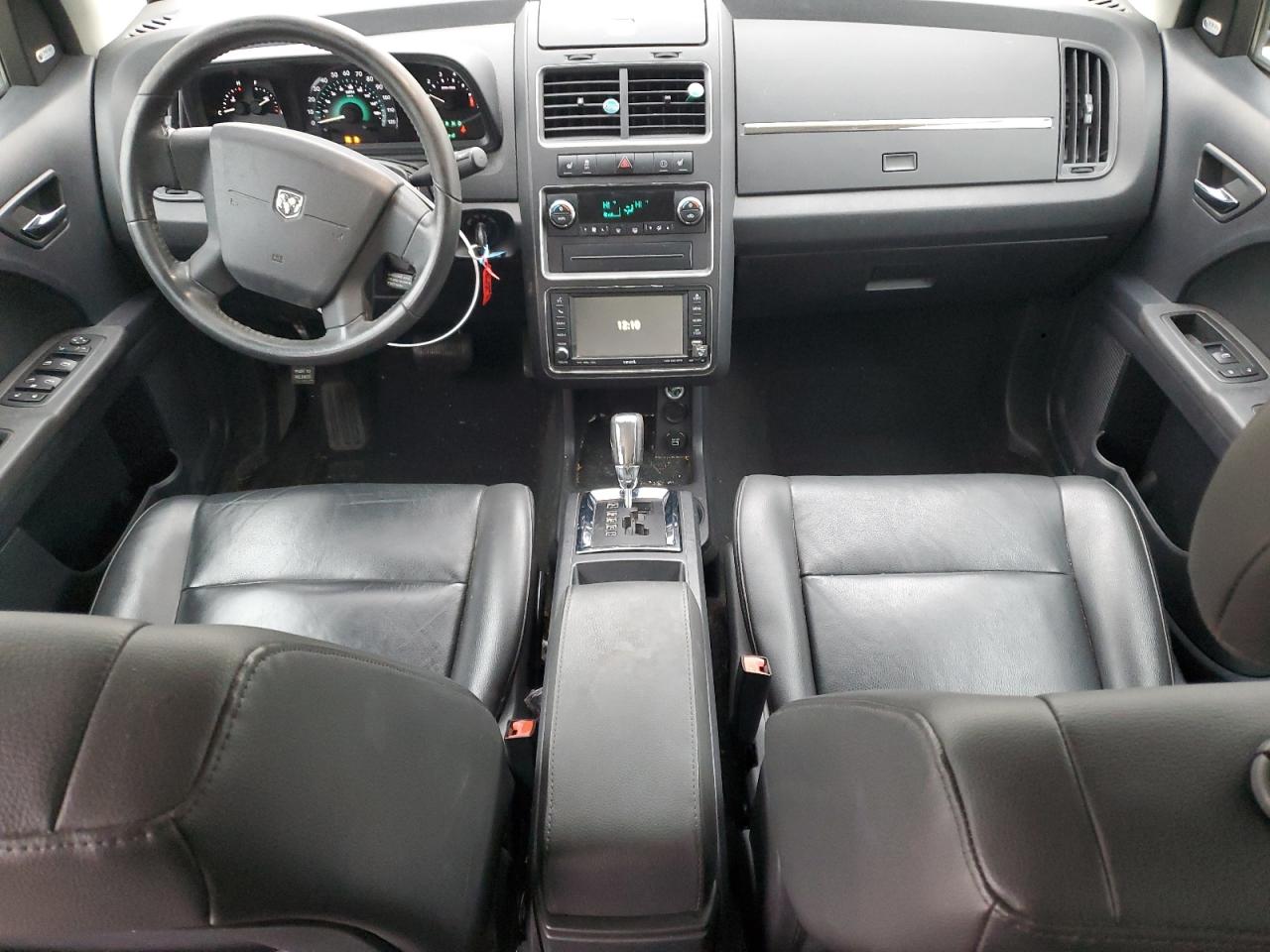 2010 Dodge Journey - Image 8