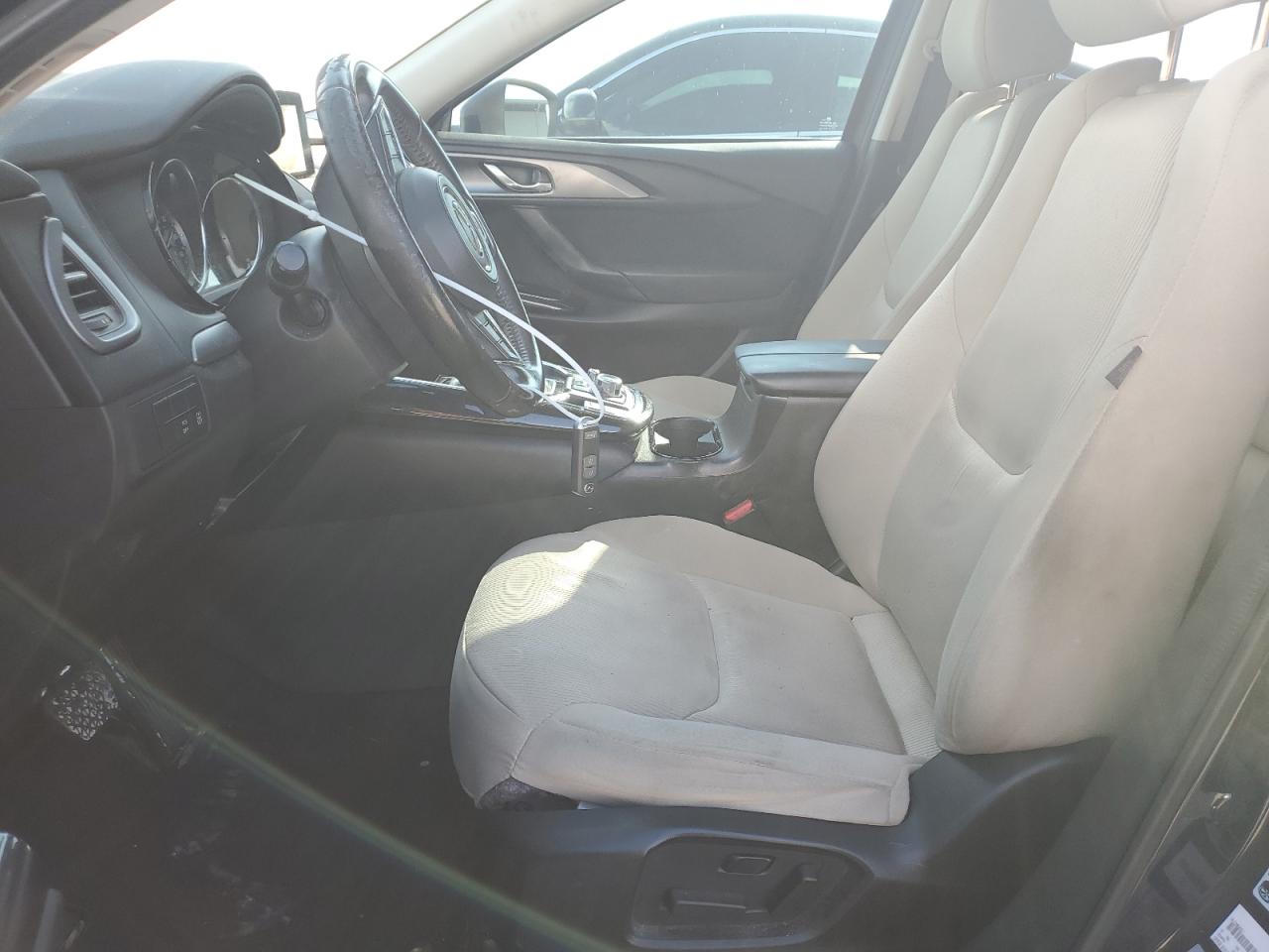 2016 Mazda CX-9 - Image 7