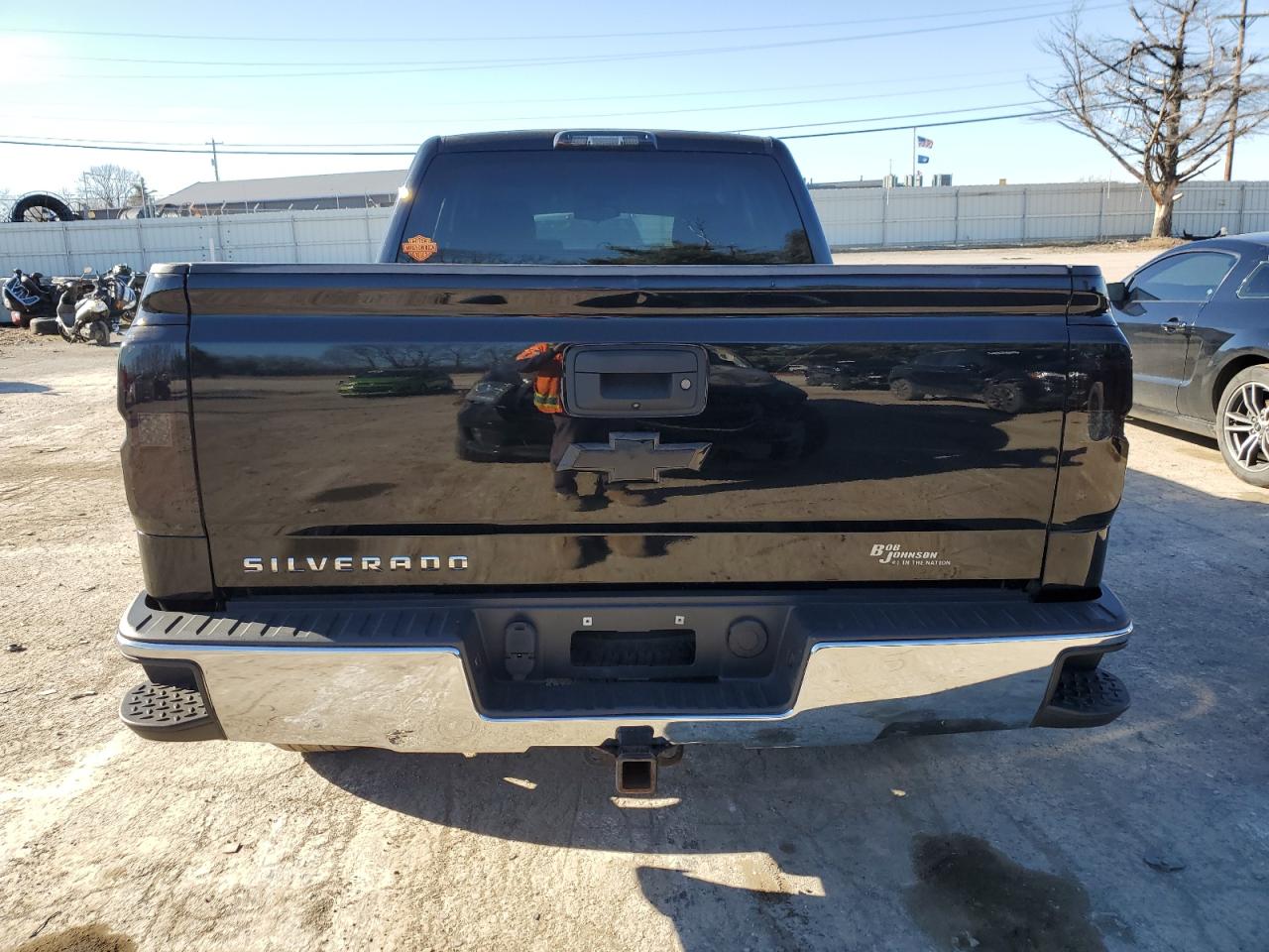 2017 Chevrolet Silverado - Image 6