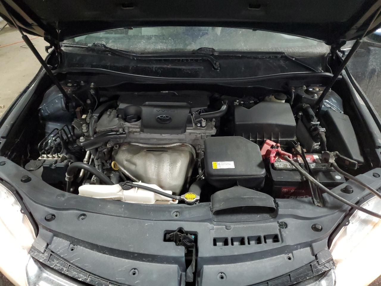 2015 Toyota Camry - Image 11