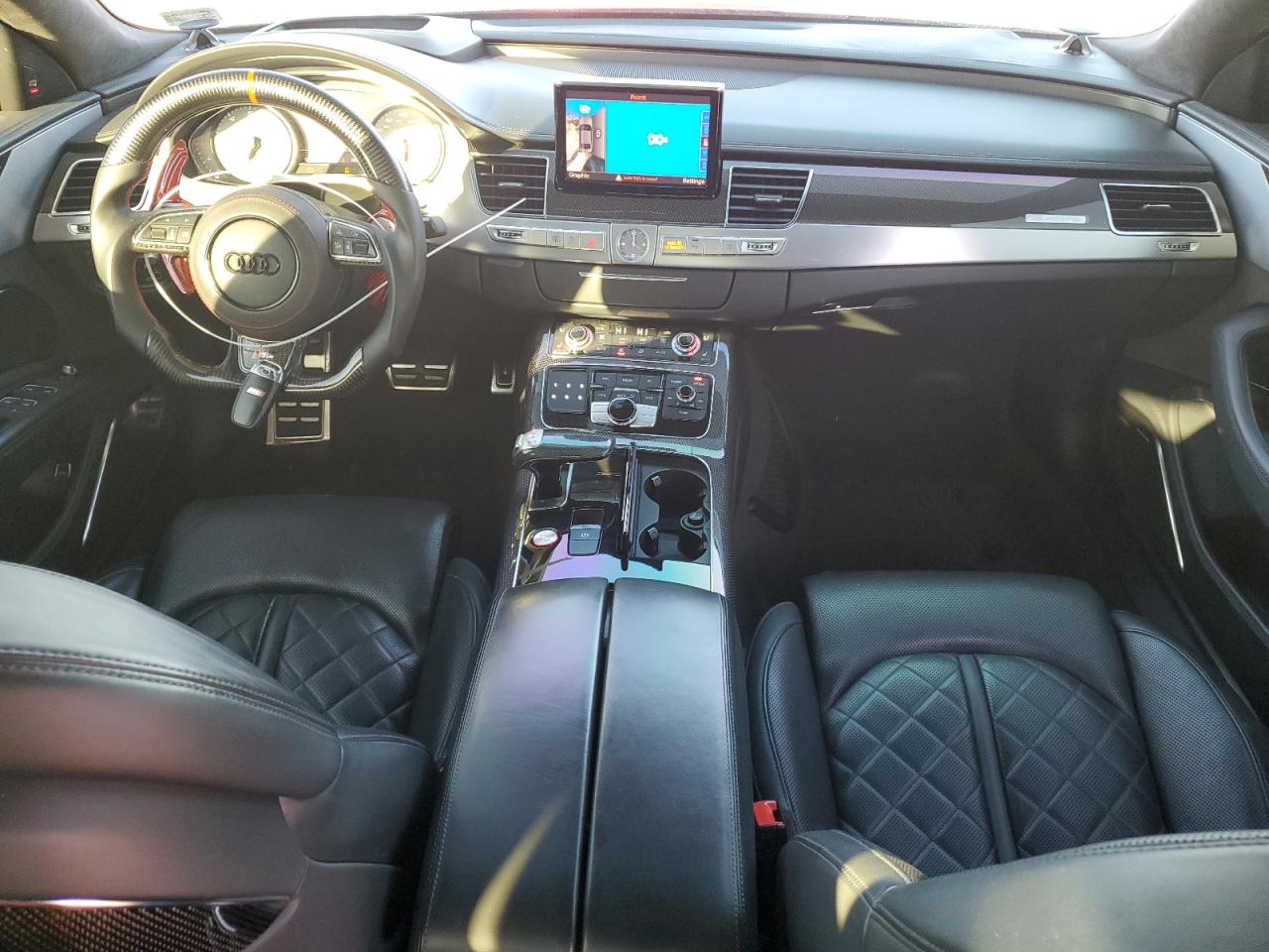2016 Audi S8 - Image 8