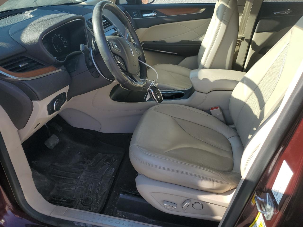 2017 Lincoln MKC - Image 7