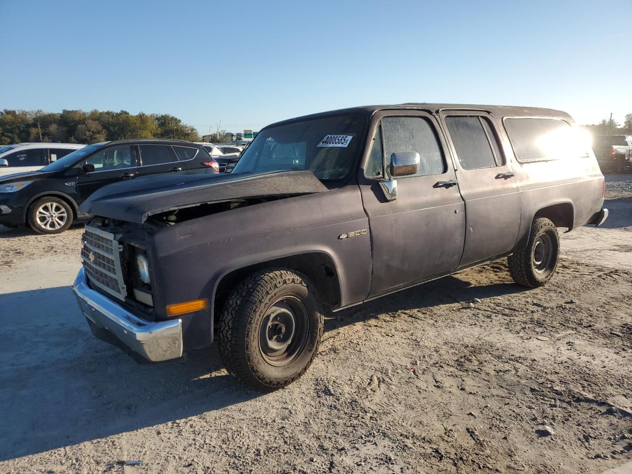 1991 Chevrolet Suburban - Image 1