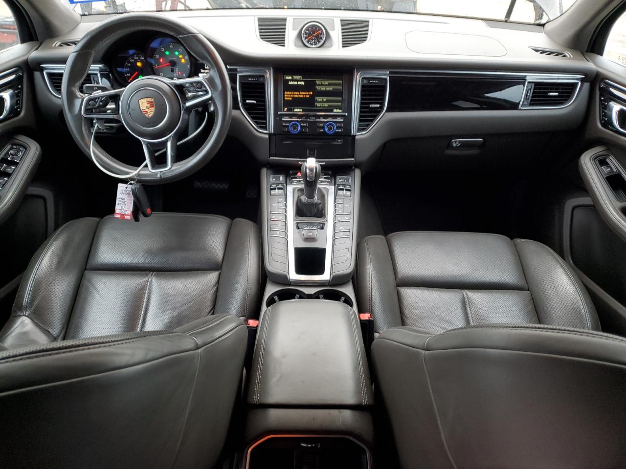2016 Porsche Macan - Image 8