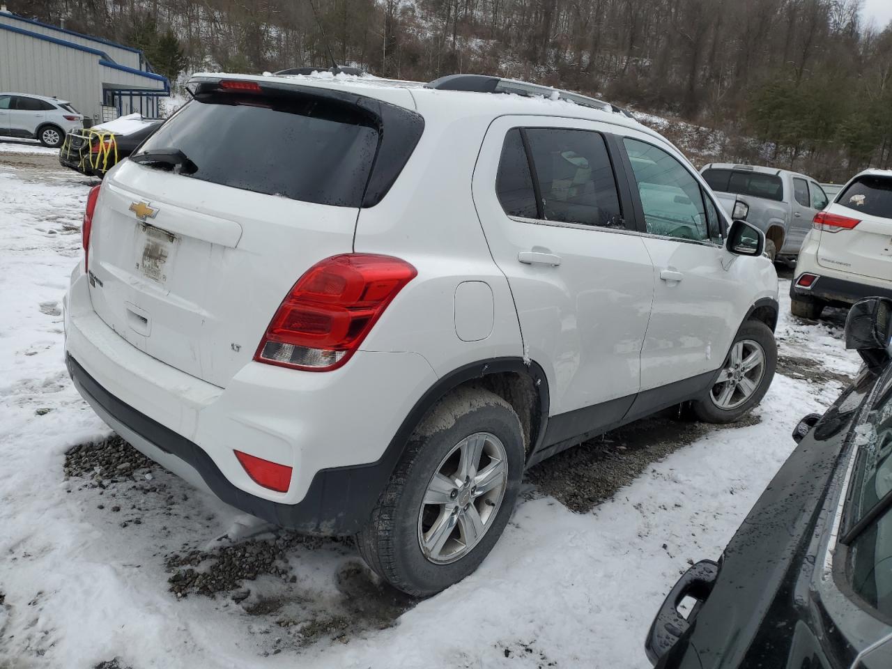 2017 Chevrolet Trax - Image 3