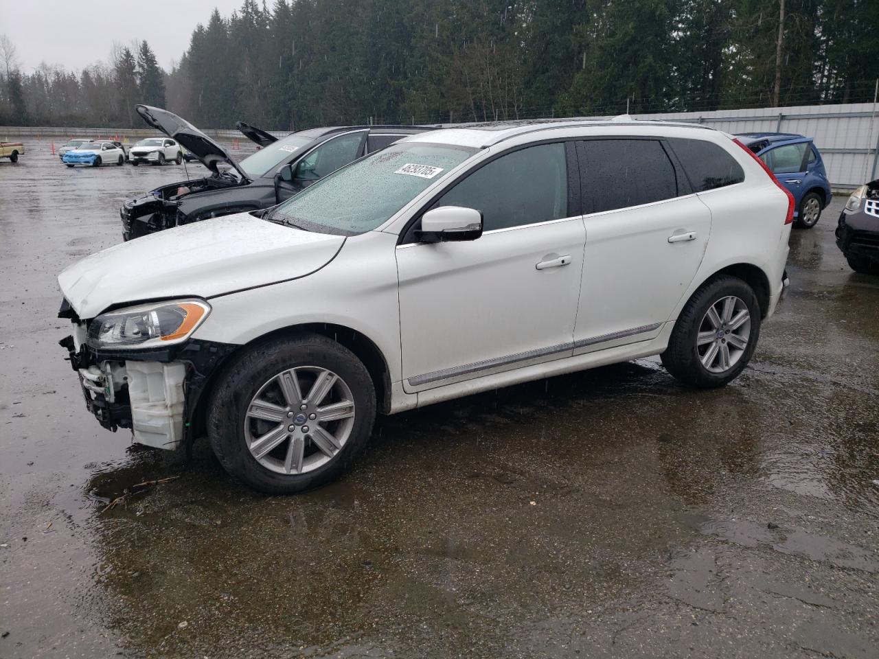 2016 Volvo XC60 - Image 1