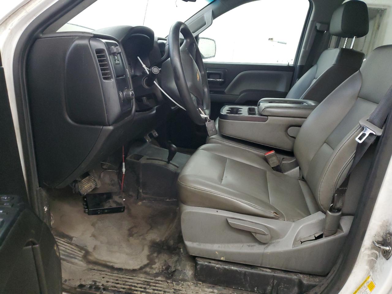 2019 Chevrolet Silverado - Image 7
