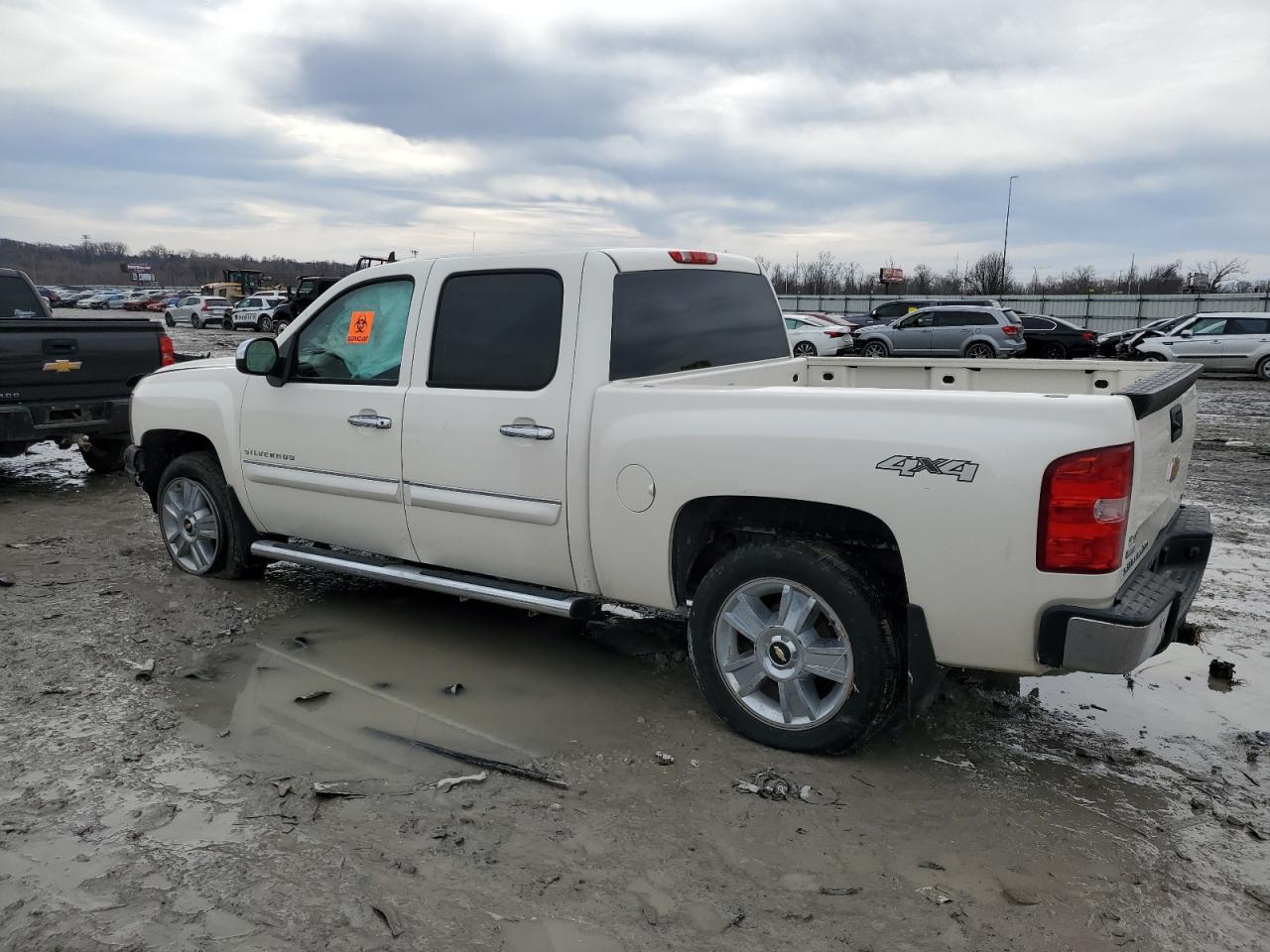 2012 Chevrolet Silverado - Image 2